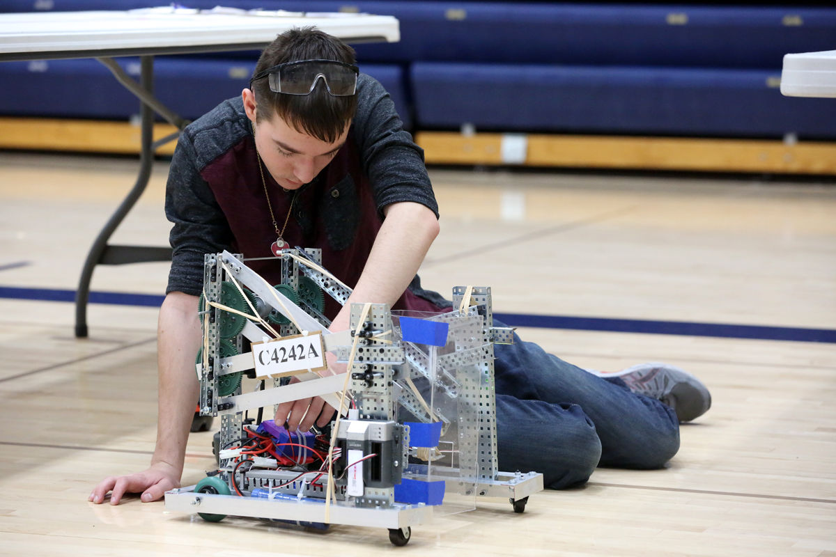 Cross County Robotics Tournament (48).jpg